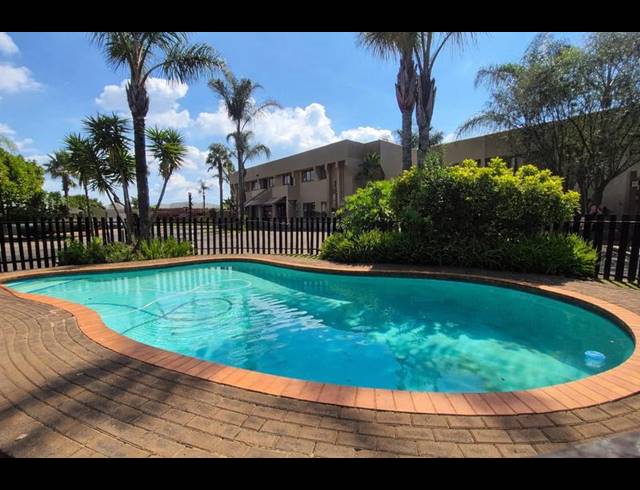 2 BEDROOM APARTMENT FOR SALE IN RANGEVIEW EXT 4